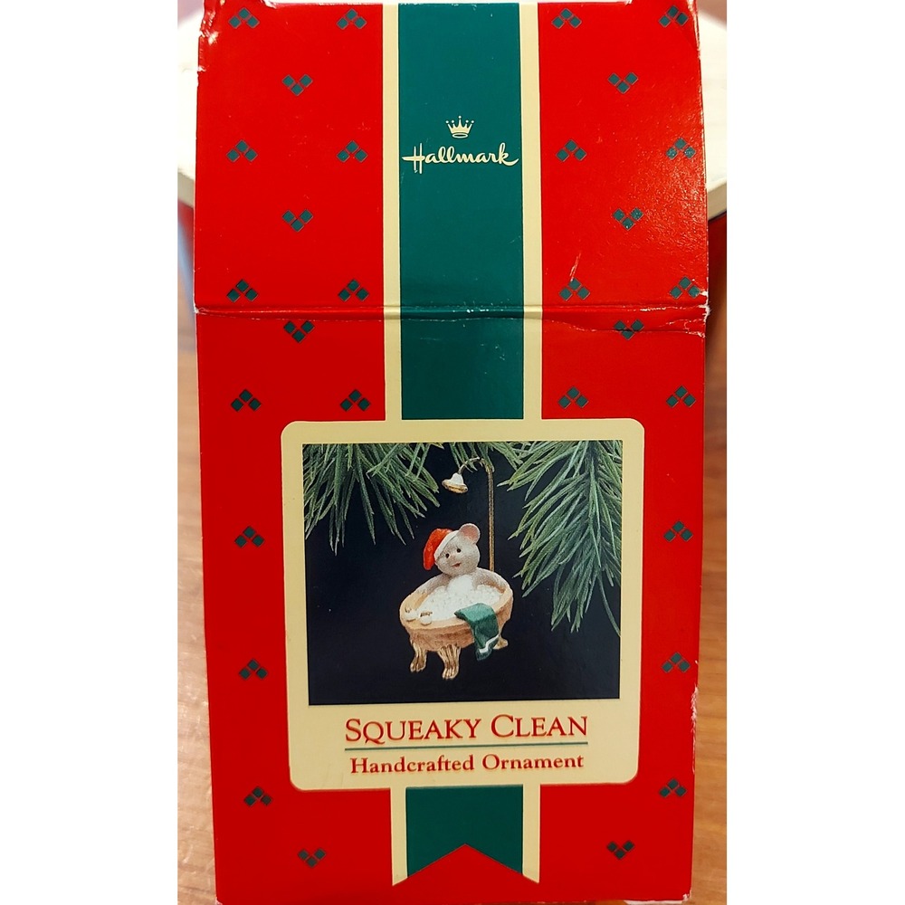 1988 Hallmark Keepsake Ornament Squeaky Clean Mouse in Bathtub QX475-4 Vintage